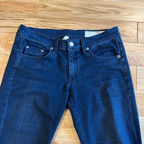 Size 27 Rag & Bone Skinny Denim Jeans Knee Slit Rip Dark Blue Terra - Picture 8 of 16